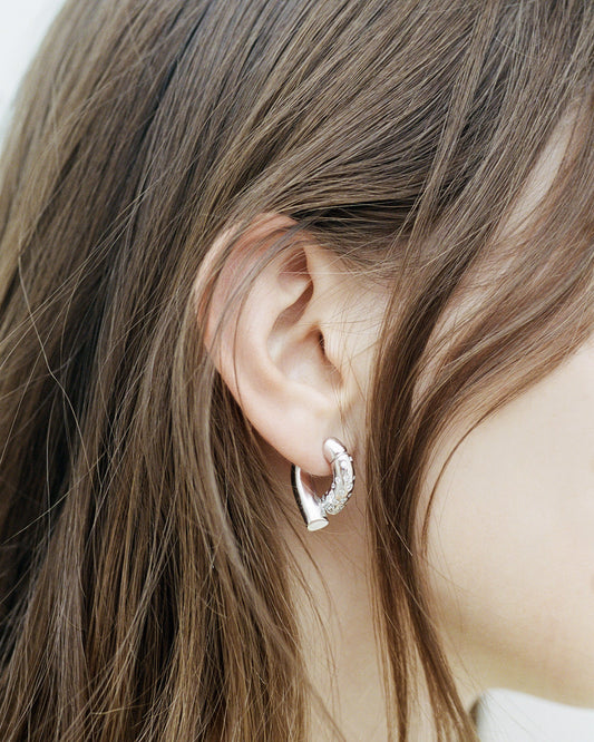 Small Oera Earring - White Gold