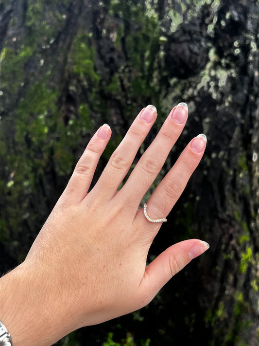 Mara Medium Curved Ring III