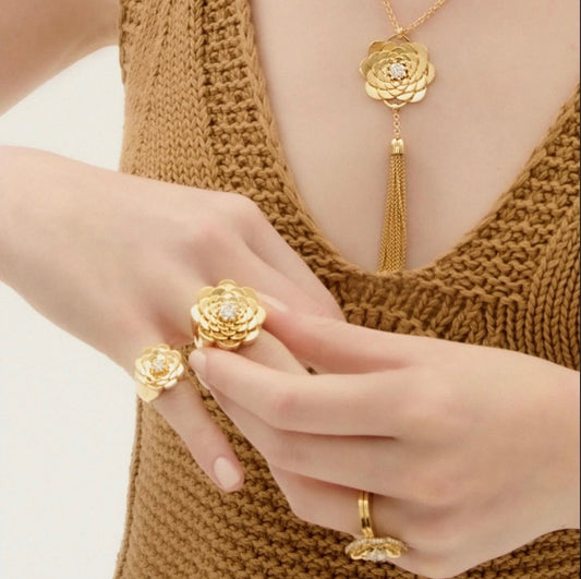 Bloom Pinky Ring