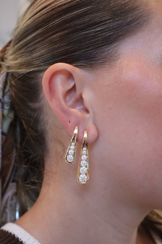 Daphne Joy Earring