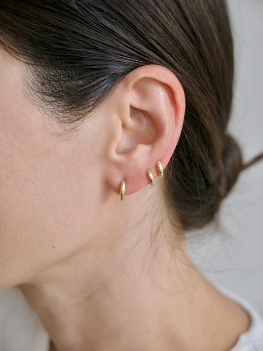 Micro Leslie Hoops