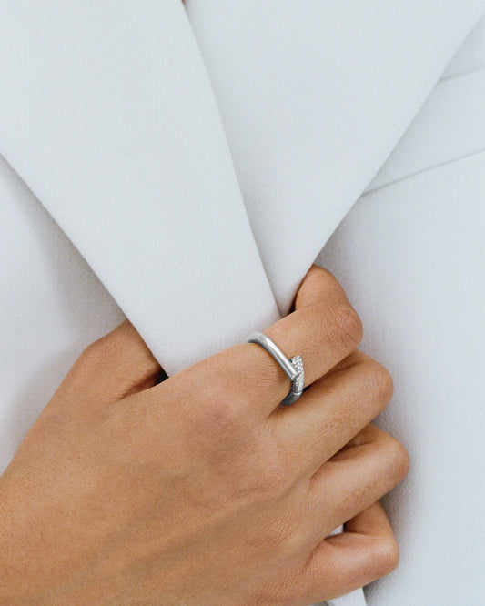 Loop Ring - White Gold